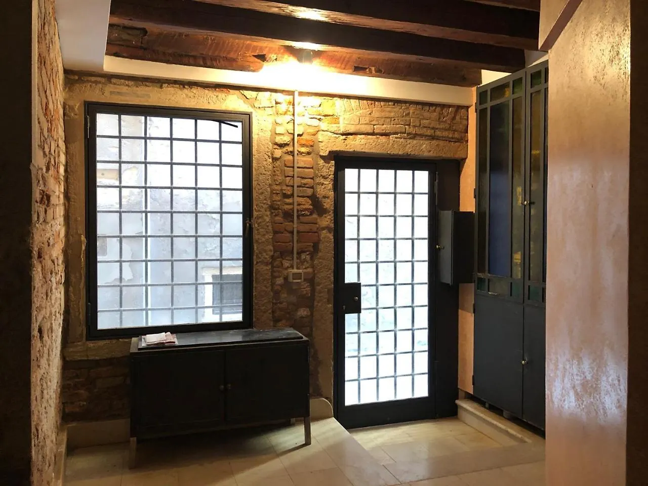 San Marco Design Suites Venice 2*,